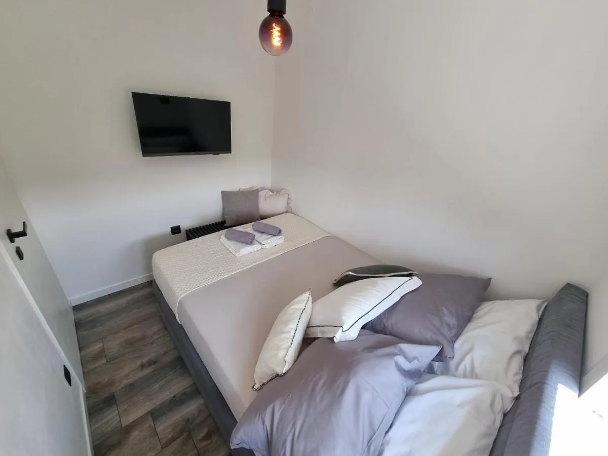 Lux New Apartman Marikela Split Apartment