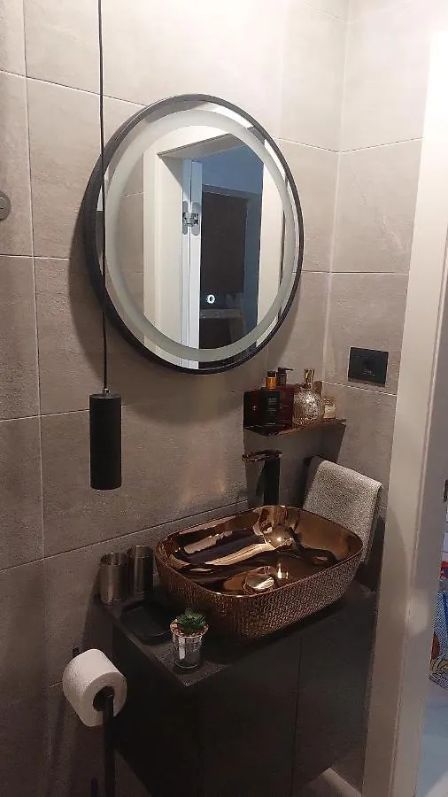 Apartment Lux New Apartman Marikela Split